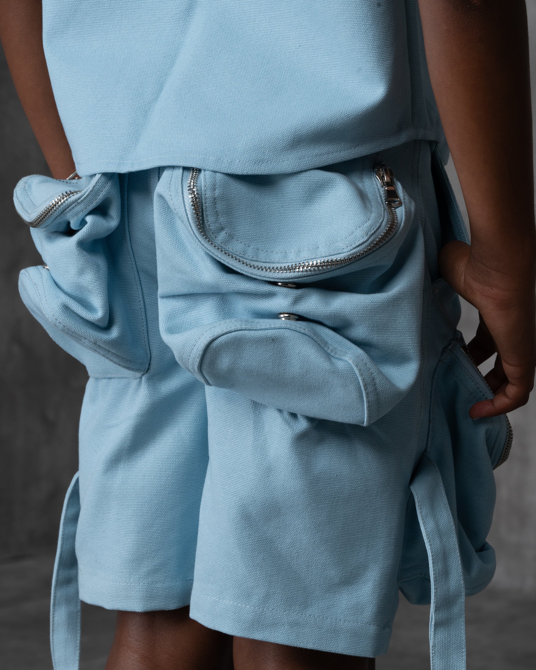 Light/Blue